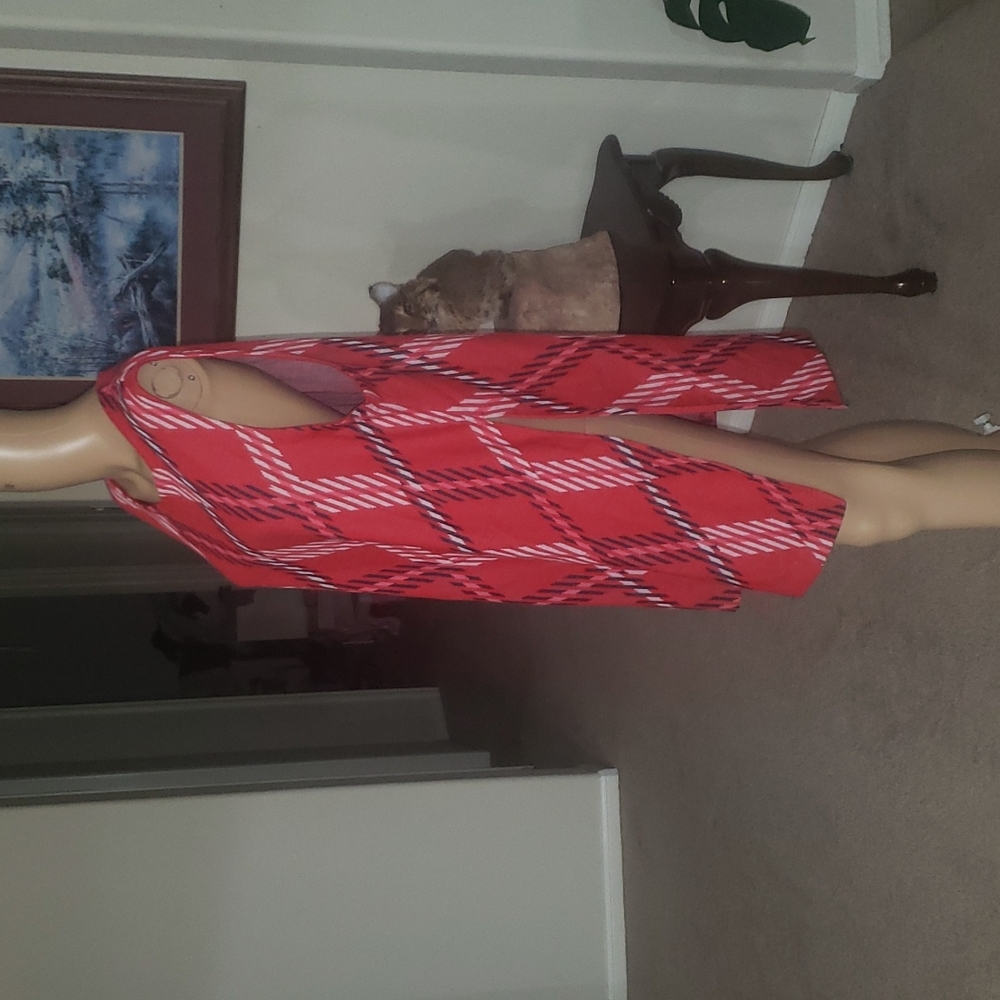 Crown & Ivy L sleeveless plaid tunic deep side slits - Picture 6 of 6